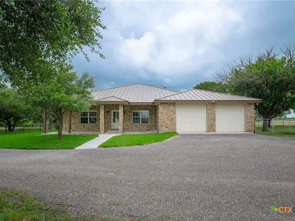 1919 Wetz Rd, Marion, TX 78124