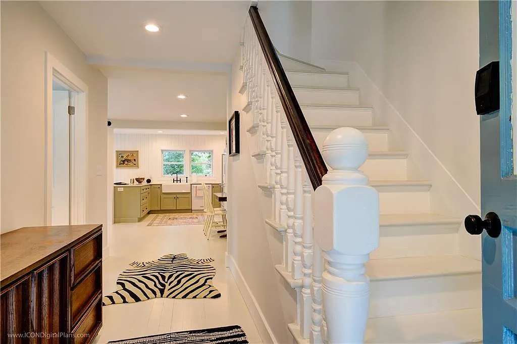 4 bed, 1300 sqft, $3,200 — Photo 4