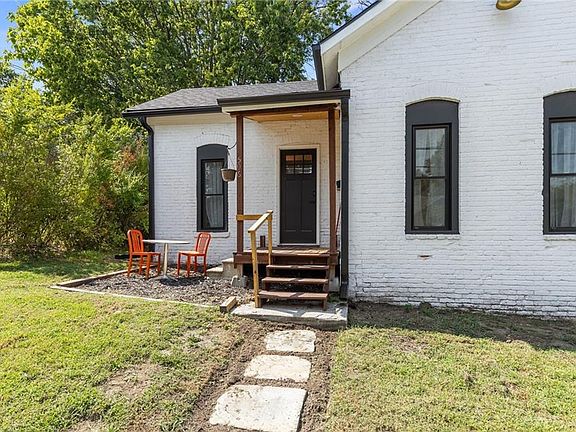 4th image of 506 N Washington Ave