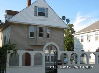 189 Clarence St #2, Providence, RI 02909