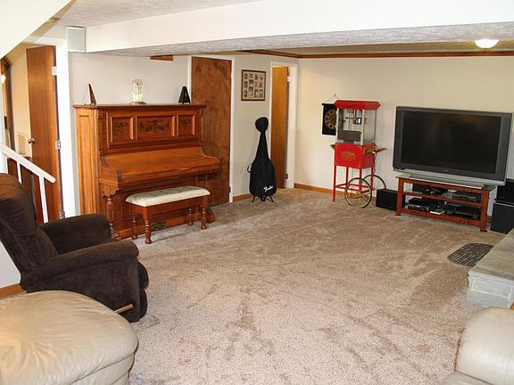 4th image of 5207 Grandon Dr