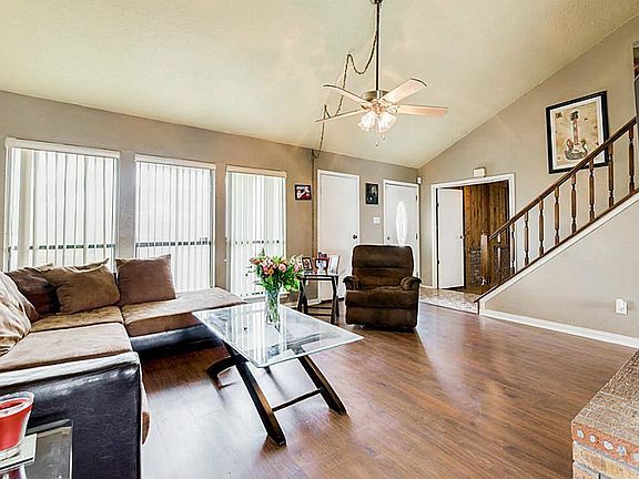 3rd image of 16811 Green Quail Dr