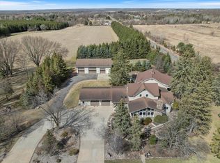 801 W McMillan St, Marshfield, WI 54449