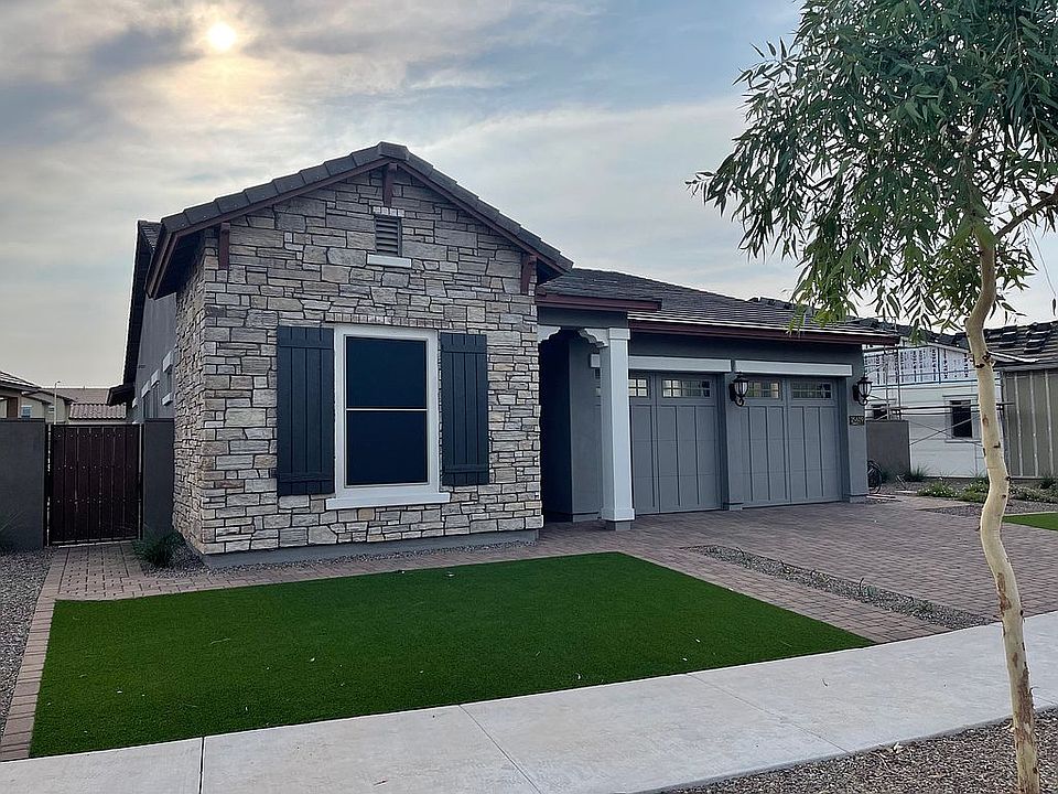 2nd image of 25609 N 20th Ln