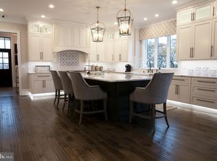 1 Ava Ct, Newtown, PA 18940