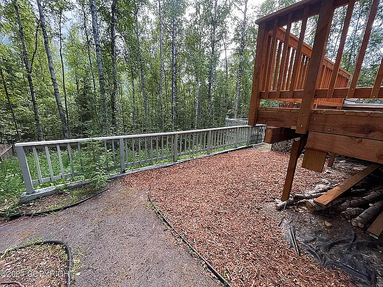 19546 S Mitkof Loop — Photo 45