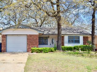 812 Hunters Hill Rd, Oklahoma City, OK 73127