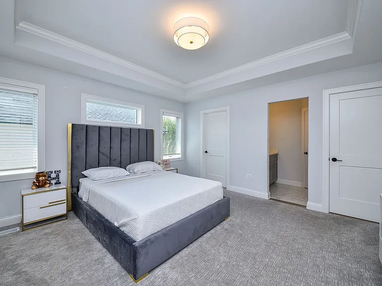 2447 Sharon Ct — Photo 24