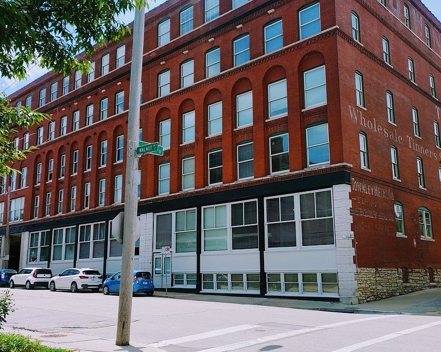 1st image of 204 Walnut St #516