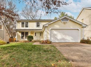 817 Pebblefield Ter, Ballwin, MO 63021