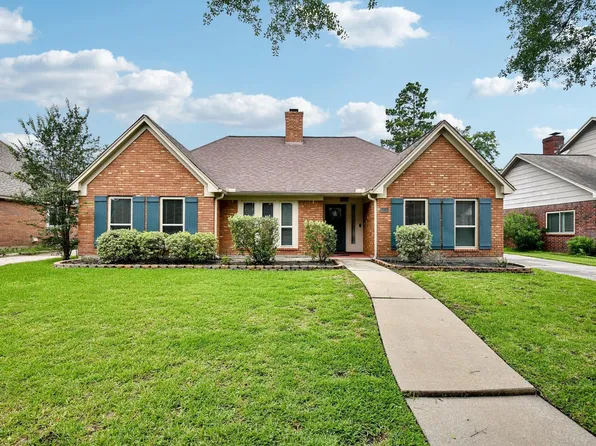 19715 Oak Green Ct, Humble, TX 77346