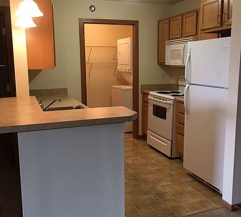 2nd image of 871 Kimball Ln APT 102