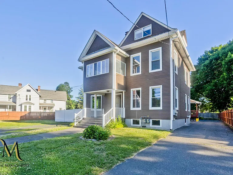28 Union St #2 — Photo 42