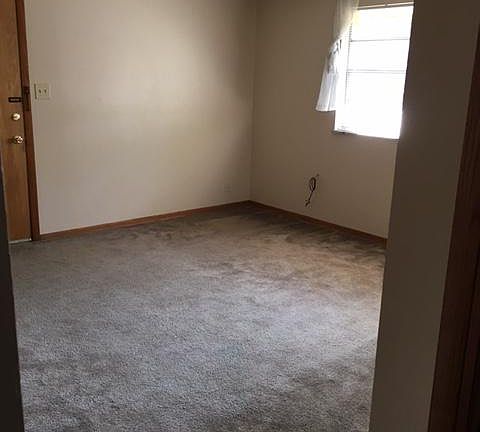 2nd image of 118 W Dodridge St #2121380