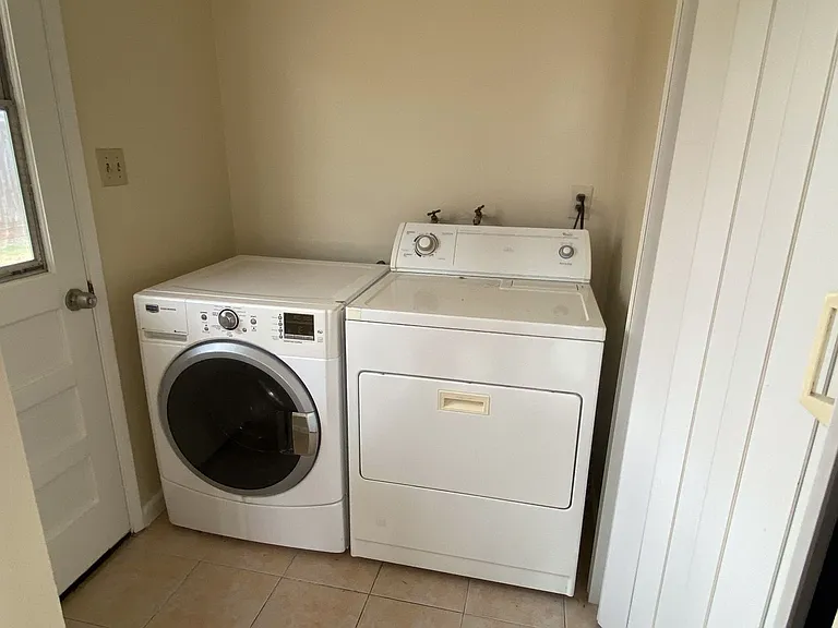 5278 Dupont Ave — Photo 10