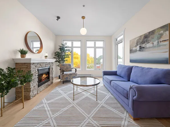 4280 Moncton St #319, Richmond, BC V7E 6T4