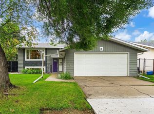 3 Akins Dr, Saint Albert, AB T8N 2H6
