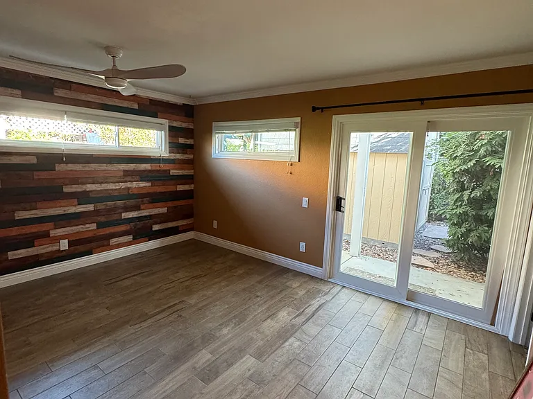 Latrobe Cir — Photo 22
