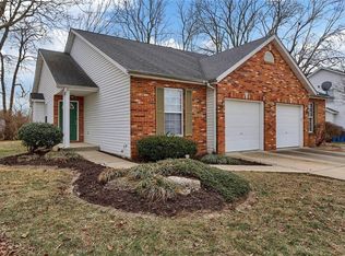 156 Northbay Ct, Glen Carbon, IL