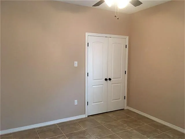1242 Elm St — Photo 7