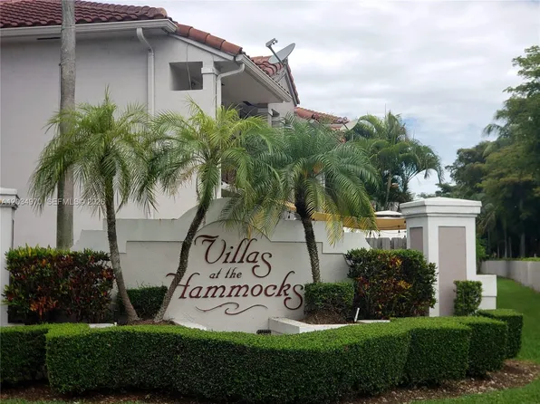 10210 SW 154th Pl APT 110-8, Miami, FL 33196