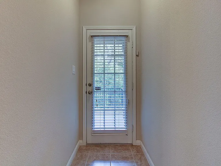 1310 Parmer Ln #303-3B — Photo 30