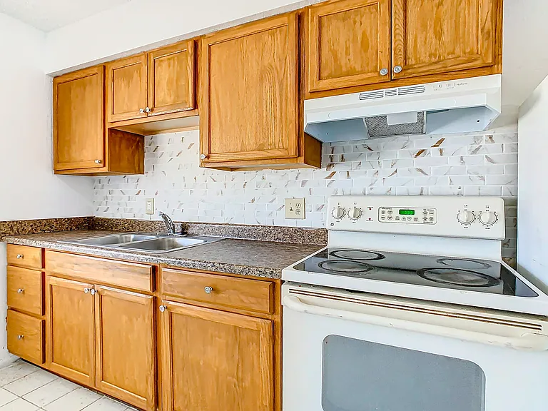 714 Michigan Ct #1 — Photo 18