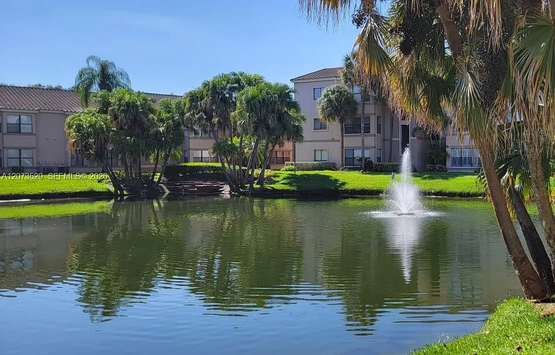 Sundance At Davie Condo — Photo 3