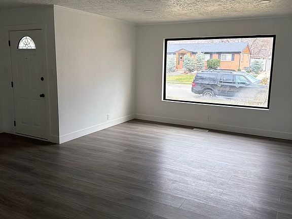 5th image of 1016 S 400 W
