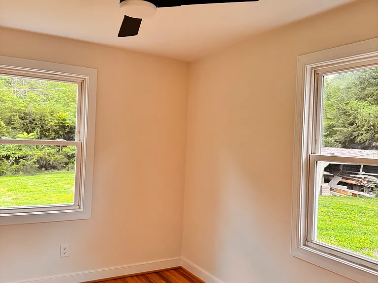 4767 Green Creek Rd — Photo 11