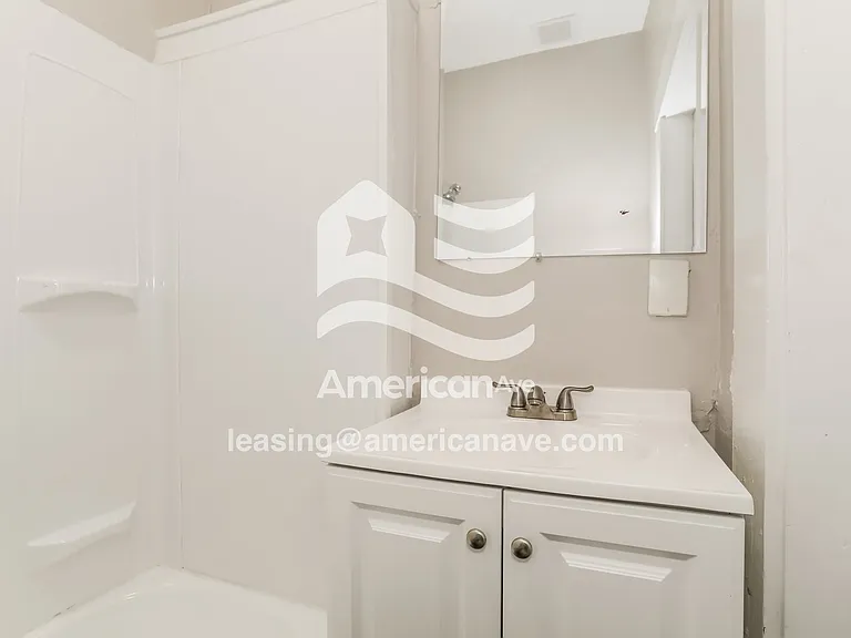 505020_013_bathroom_13.jpg
