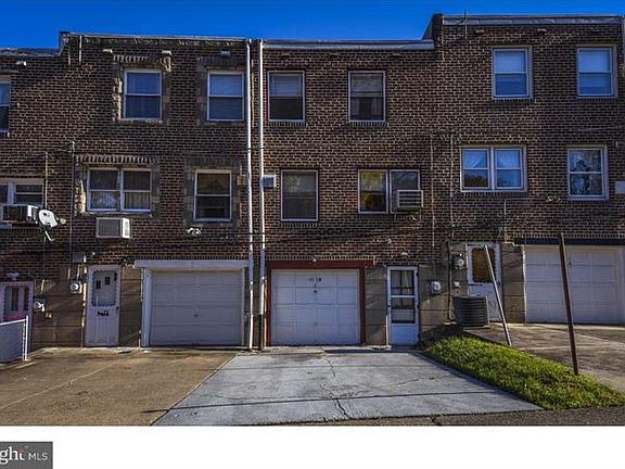 4th image of 5826 Newtown Ave