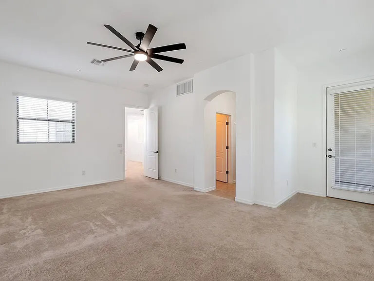 10055 N 142nd St #1330 — Photo 7