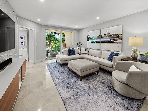 5th image of 100 Meridian Ave APT 233