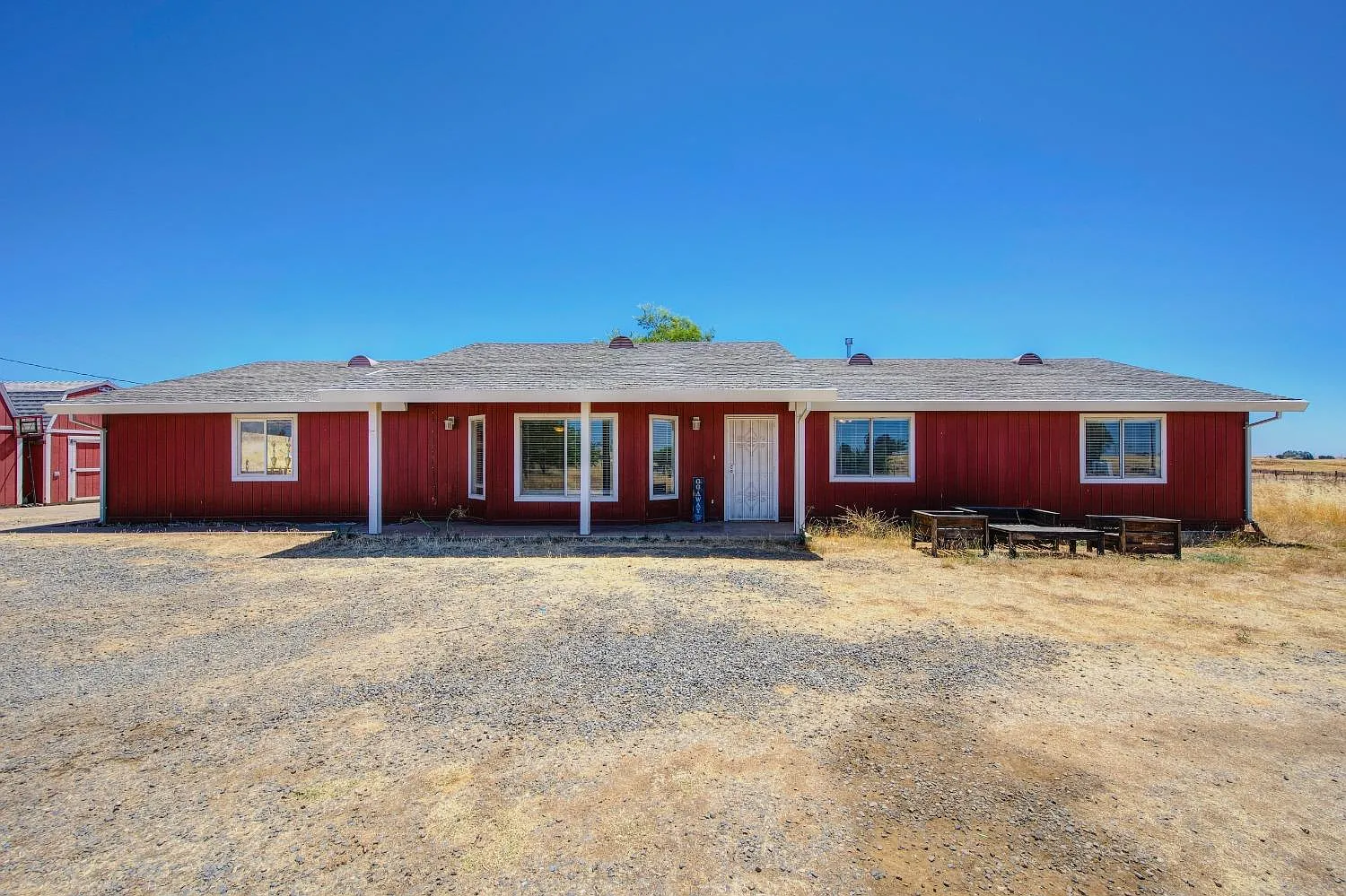 4029 Monarch Trail Dr photo 1
