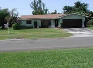 4640 NW 8th Dr, Plantation, FL 33317