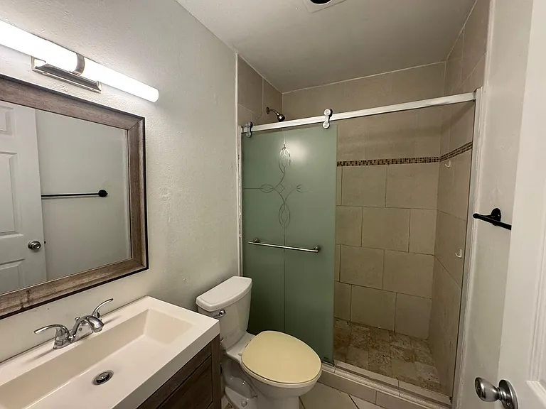 6061 Windhover Dr #10-D10 — Photo 12