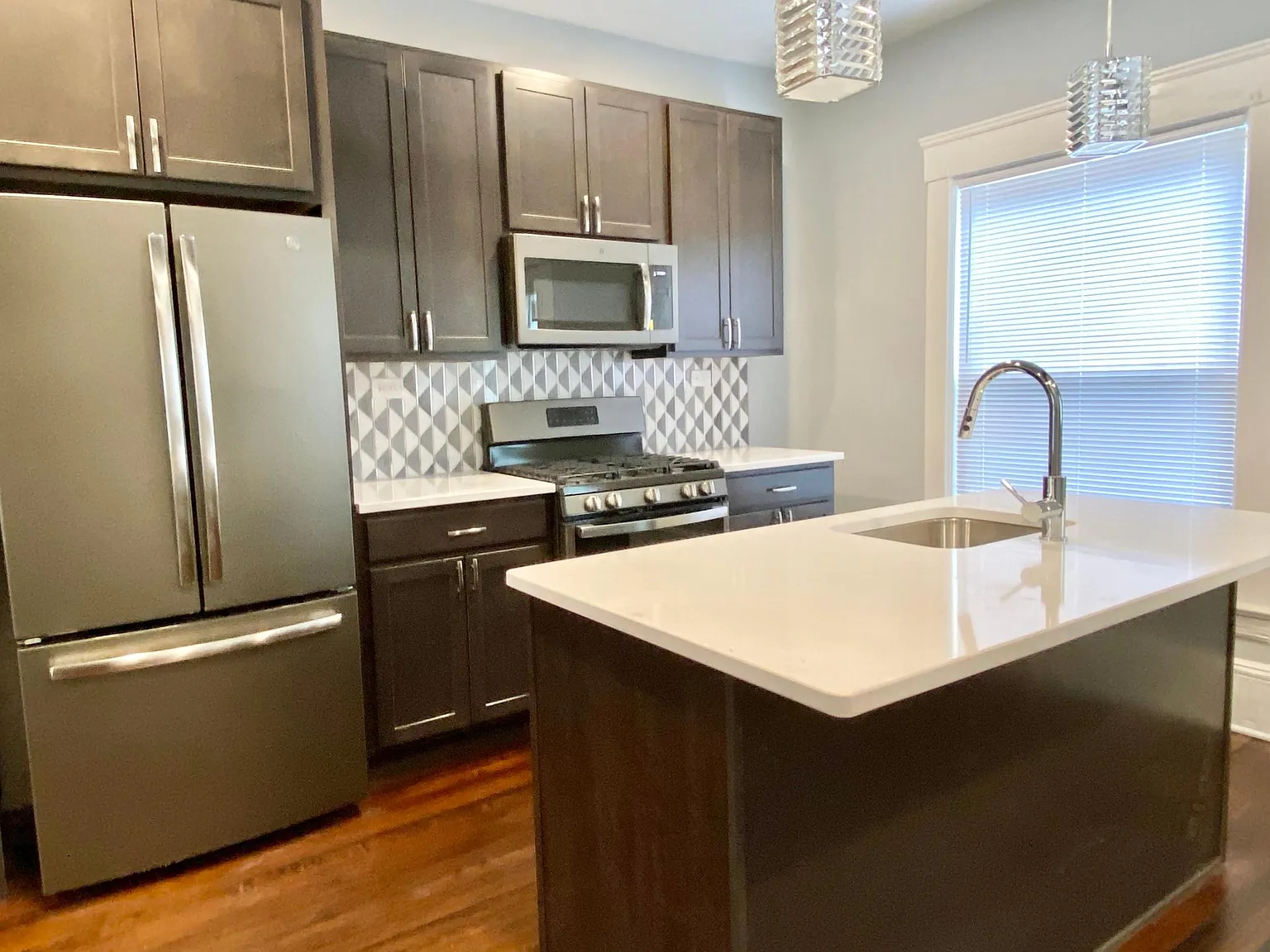 1581 Newman Ave — Photo 3