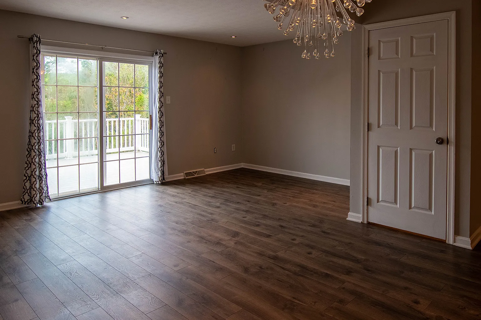 5620 Queen Anne Court - 1 — Photo 4