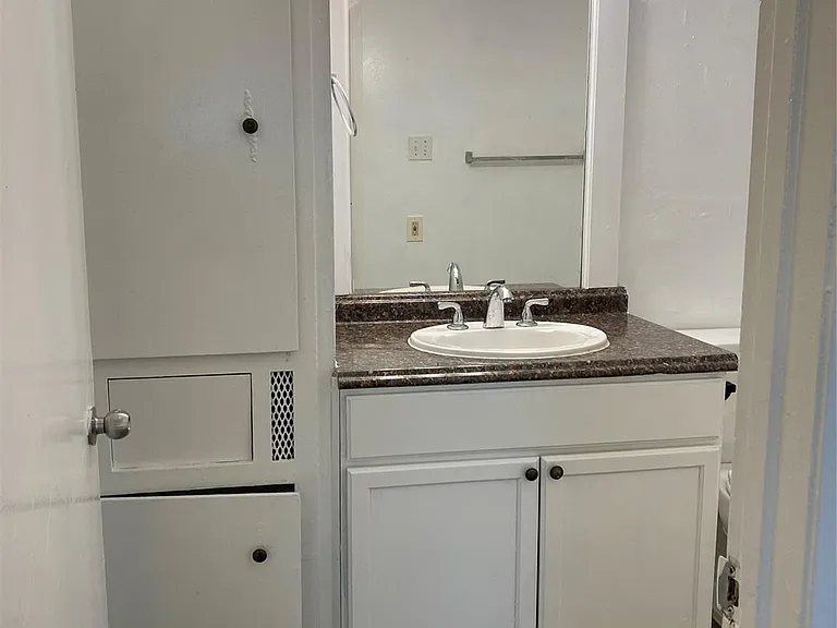 5002 Blue Spruce Cir #A — Photo 20