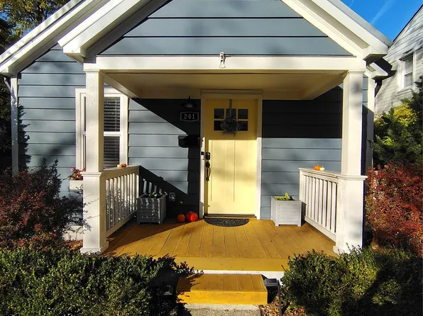 241 N Helen Ave, Rochester, MI 48307
