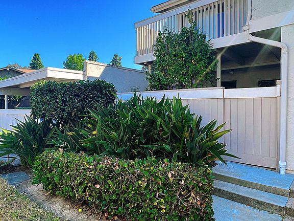 2nd image of 4021 Camino Lindo
