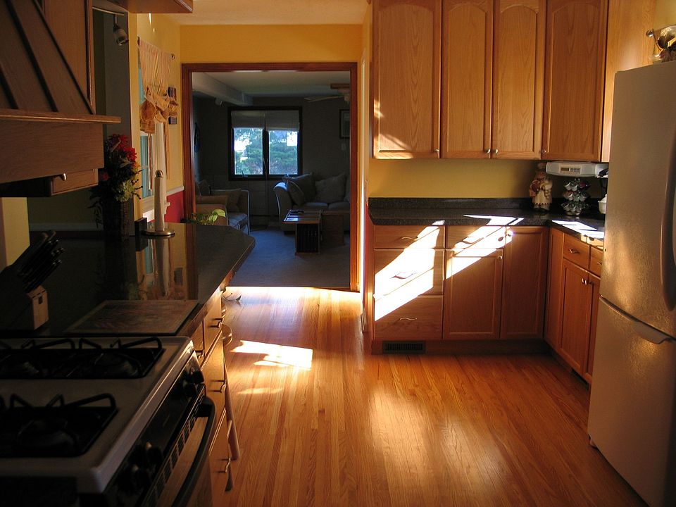 2nd image of 5 Michelle Dr