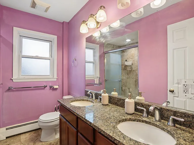 2147 Ridge Ave #2D — Photo 11