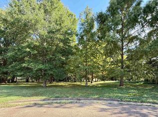 Mosswood Dr, Union City, TN 38261