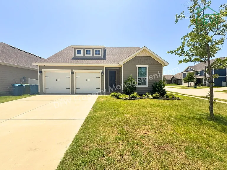 8978 Fair Oaks Dr — Photo 1