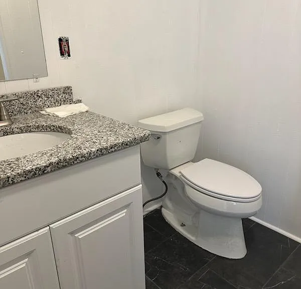947 Hill St — Photo 17