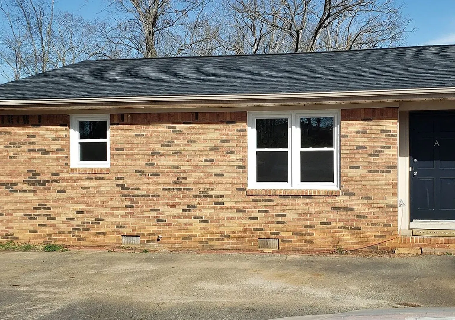 Recently Remodeled 2-Bedroom Duplex in Boiling Springs — Photo 1