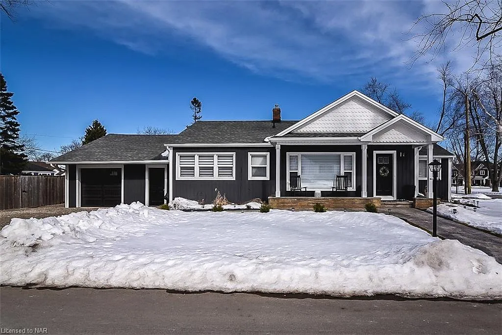 3 Balmoral Ave photo 1