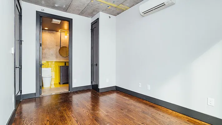 Rented by Nooklyn NYC LLC | media 24